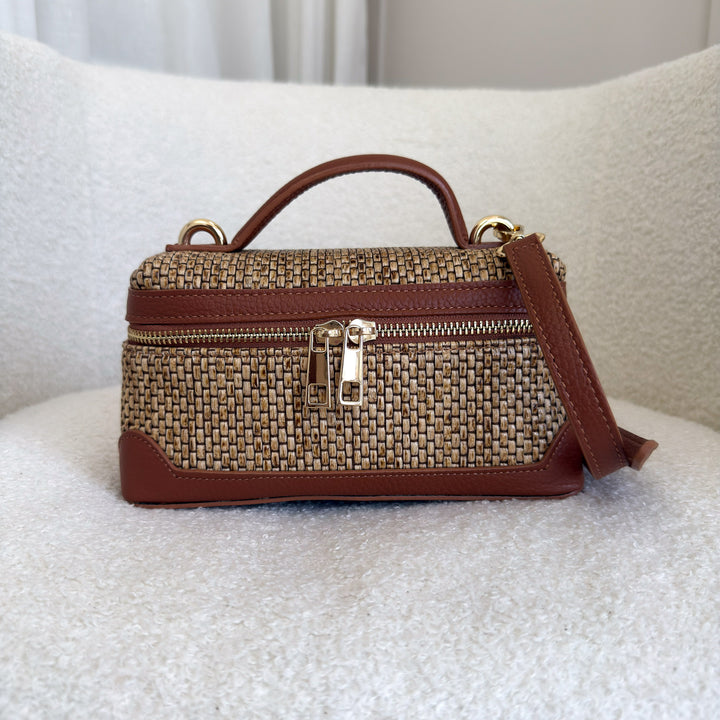 Raffia tan top handle bag