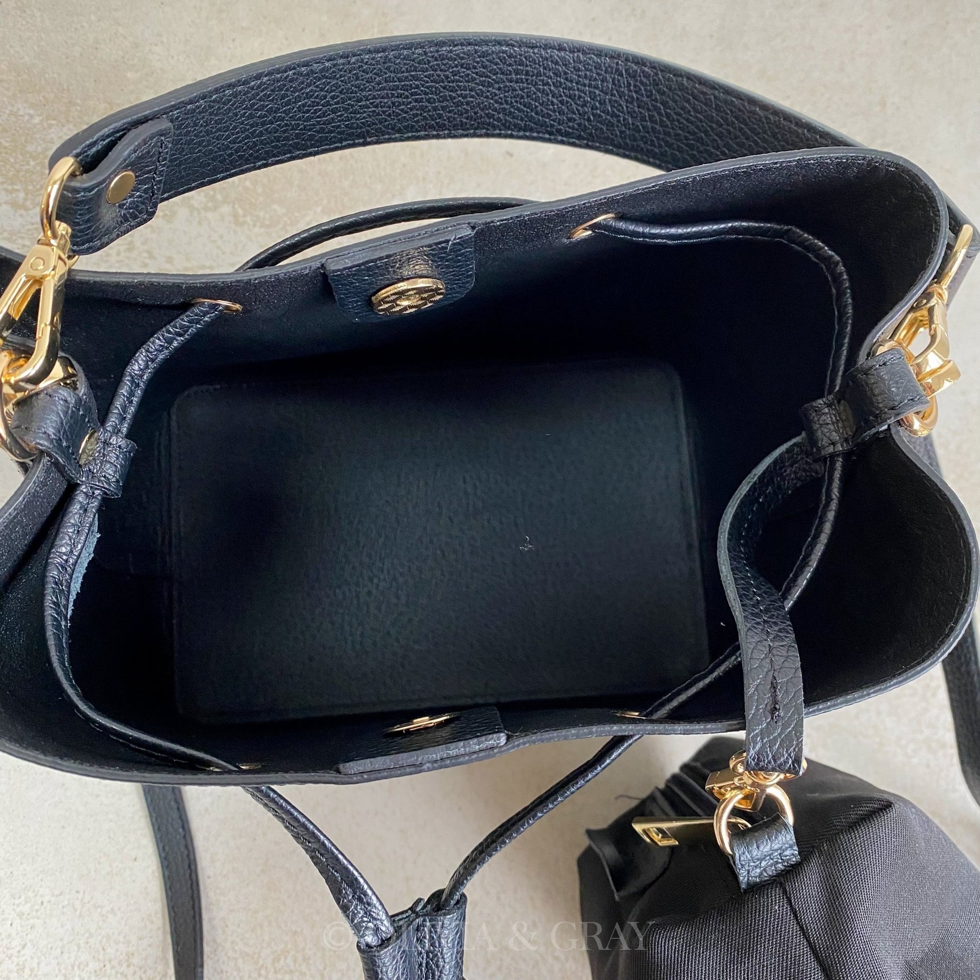 Elle Personalised Leather Bucket Bag Crossbody - OLIVIA AND GRAY LTD