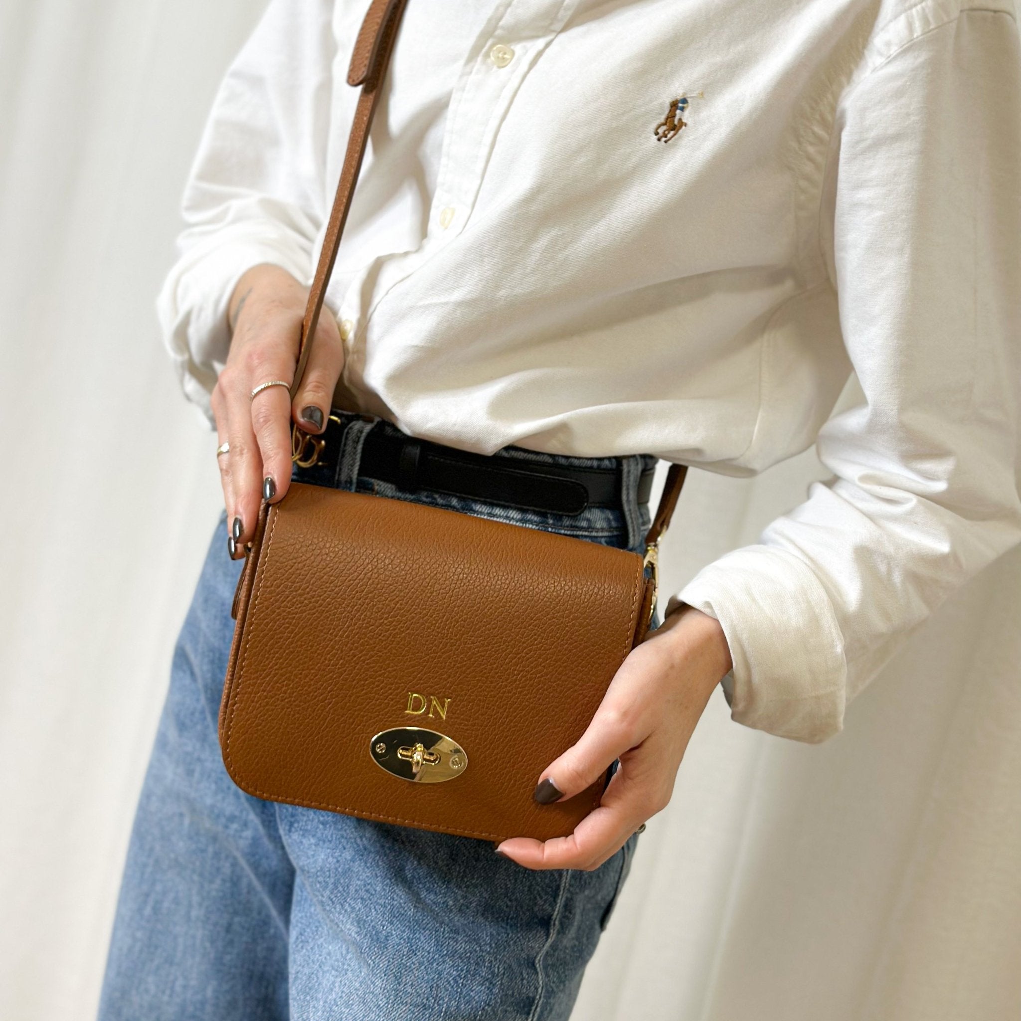 Mini zip around wallet in rugiada leather cuoio – Serapian Boutique Online